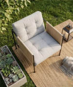 Lunaro Outdoor Lounge Chair